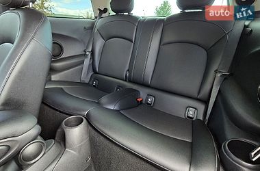 Хэтчбек MINI Cooper 2016 в Хмельницком