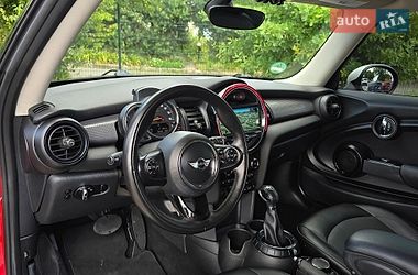 Хэтчбек MINI Cooper 2016 в Хмельницком