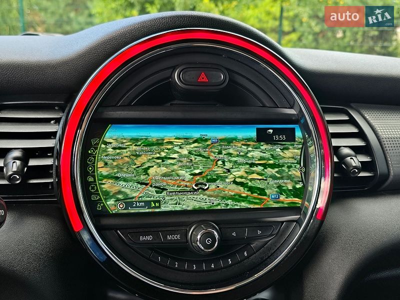 Хэтчбек MINI Cooper 2016 в Хмельницком