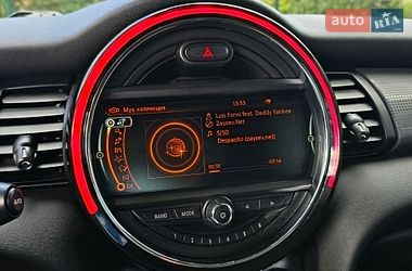 Хэтчбек MINI Cooper 2016 в Хмельницком