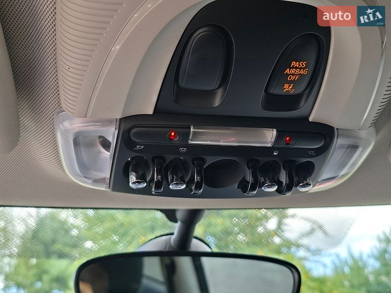 Хэтчбек MINI Cooper 2016 в Хмельницком