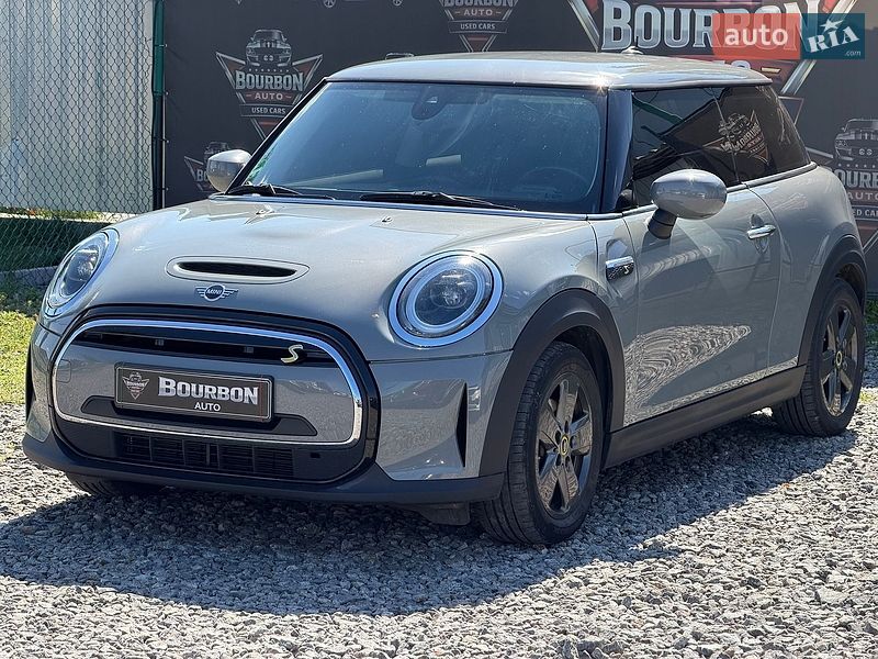 Хэтчбек MINI Cooper 2022 в Виннице