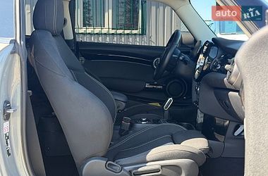 Хэтчбек MINI Cooper 2022 в Виннице