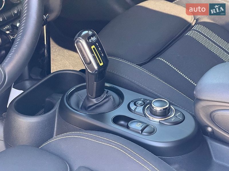 Хэтчбек MINI Cooper 2022 в Виннице