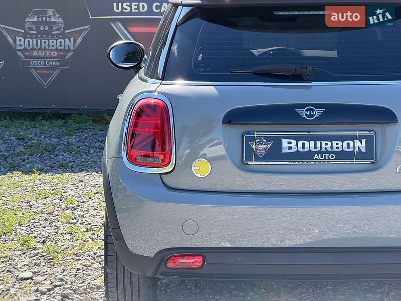 Хэтчбек MINI Cooper 2022 в Виннице