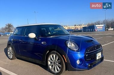 MINI Cooper 2019