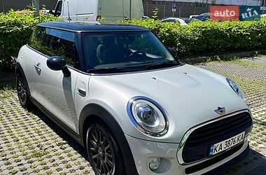 Хетчбек MINI Cooper 2017 в Нетішині