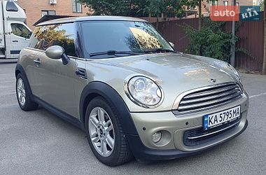 MINI Cooper  2010