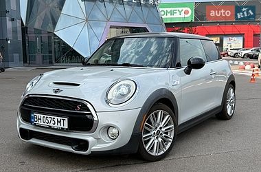 MINI Cooper  2015