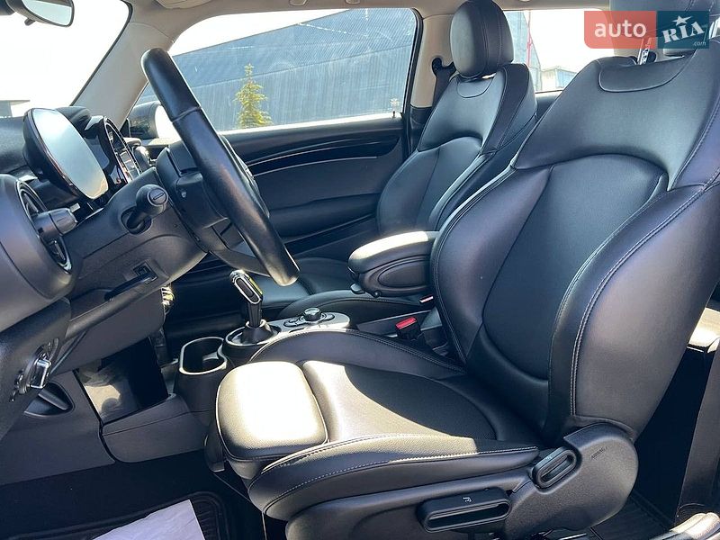 Хэтчбек MINI Cooper 2021 в Львове фото 25 Хэтчбек MINI Cooper 2021 в Львове