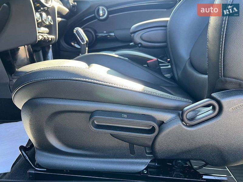 Хэтчбек MINI Cooper 2021 в Львове фото 26 Хэтчбек MINI Cooper 2021 в Львове