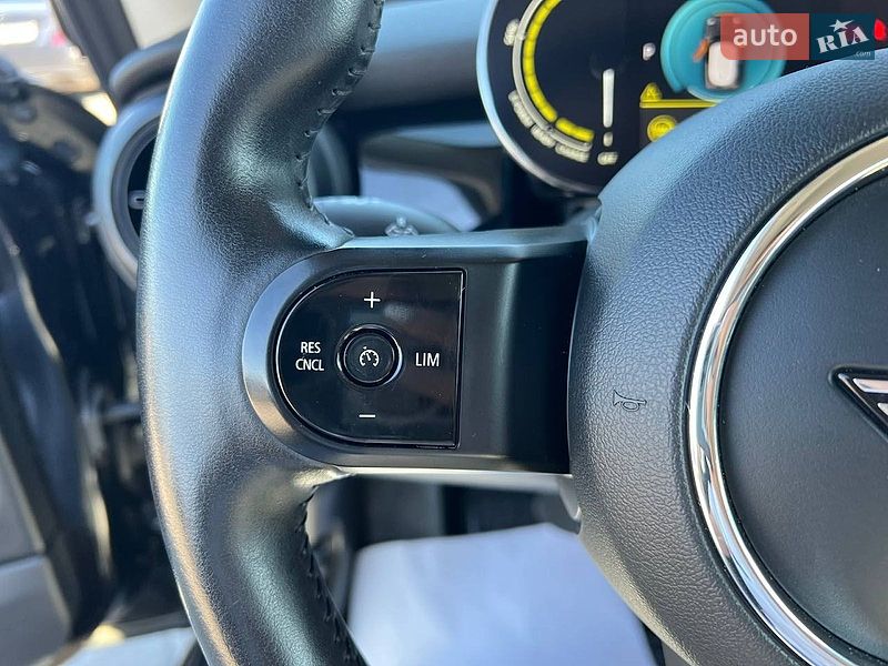 Хэтчбек MINI Cooper 2021 в Львове фото 30 Хэтчбек MINI Cooper 2021 в Львове