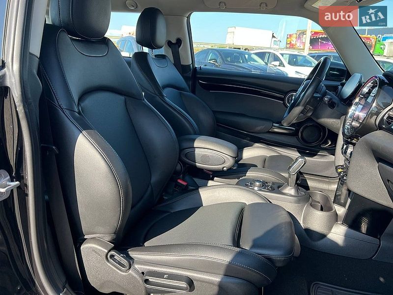 Хэтчбек MINI Cooper 2021 в Львове фото 46 Хэтчбек MINI Cooper 2021 в Львове