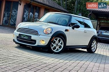 MINI Cooper 2011