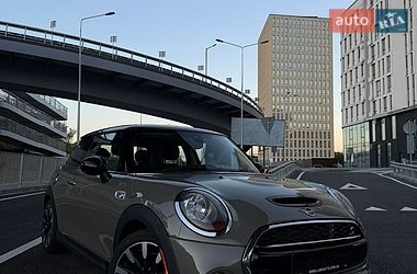 MINI Cooper 2018