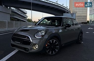 Хетчбек MINI Cooper 2018 в Івано-Франківську
