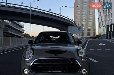 Хетчбек MINI Cooper 2018 в Івано-Франківську