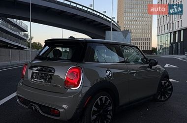 Хетчбек MINI Cooper 2018 в Івано-Франківську