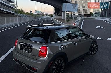 Хетчбек MINI Cooper 2018 в Івано-Франківську