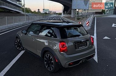 Хетчбек MINI Cooper 2018 в Івано-Франківську