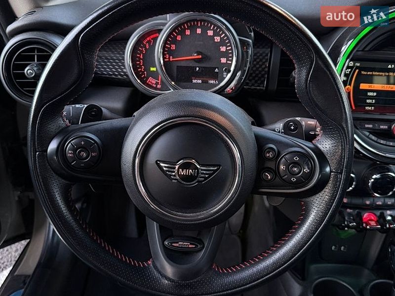 Хетчбек MINI Cooper 2018 в Івано-Франківську
