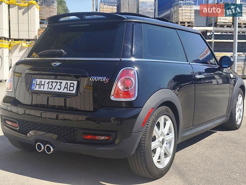 Хэтчбек MINI Cooper 2013 в Днепре