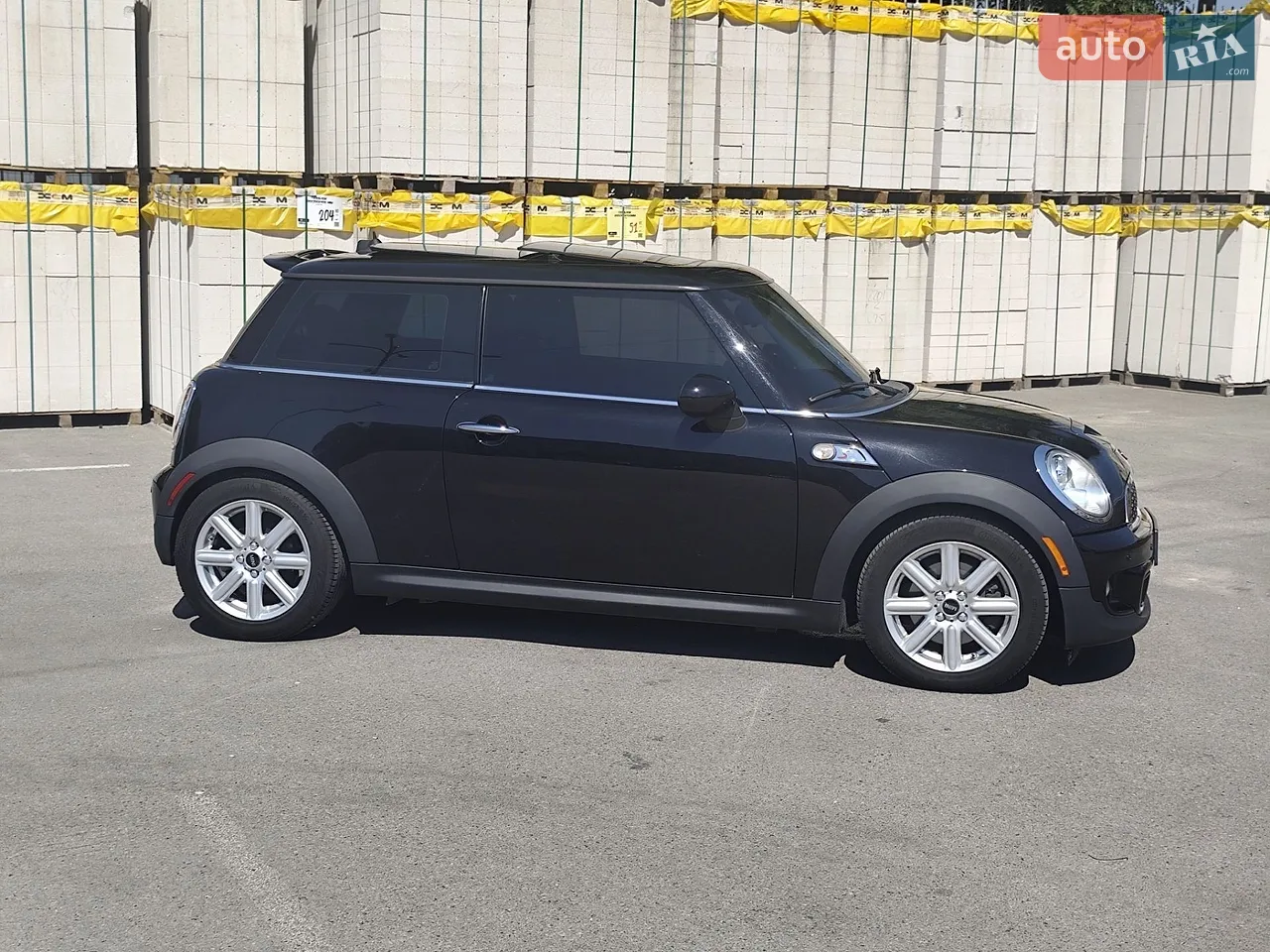 2013 MINI Cooper - мініатюра 2