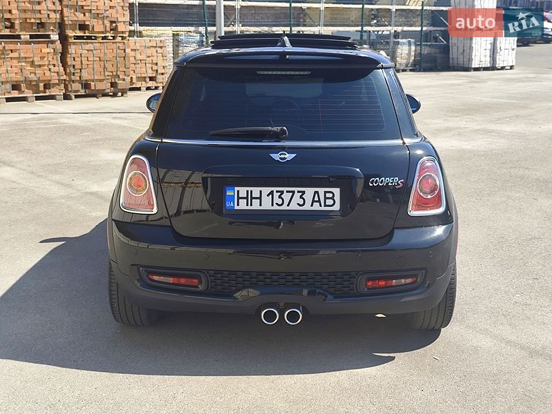 Хэтчбек MINI Cooper 2013 в Днепре