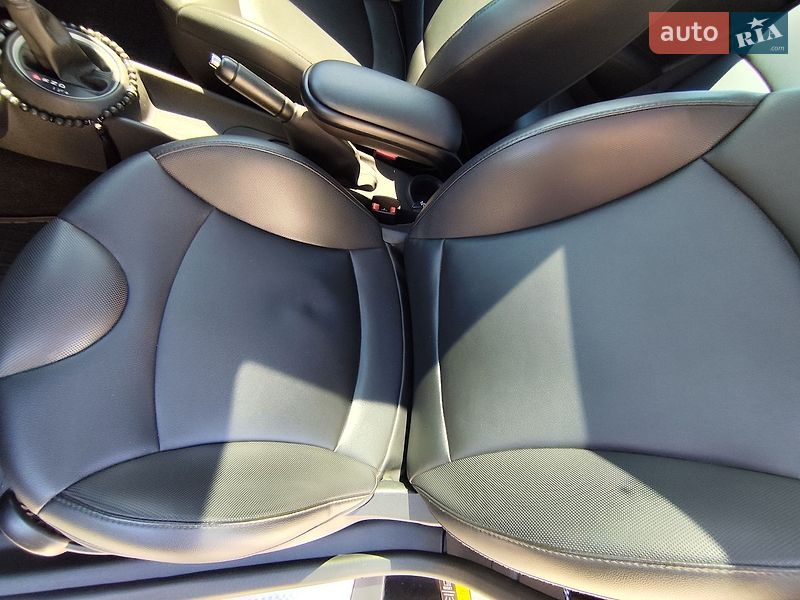 Хэтчбек MINI Cooper 2013 в Днепре