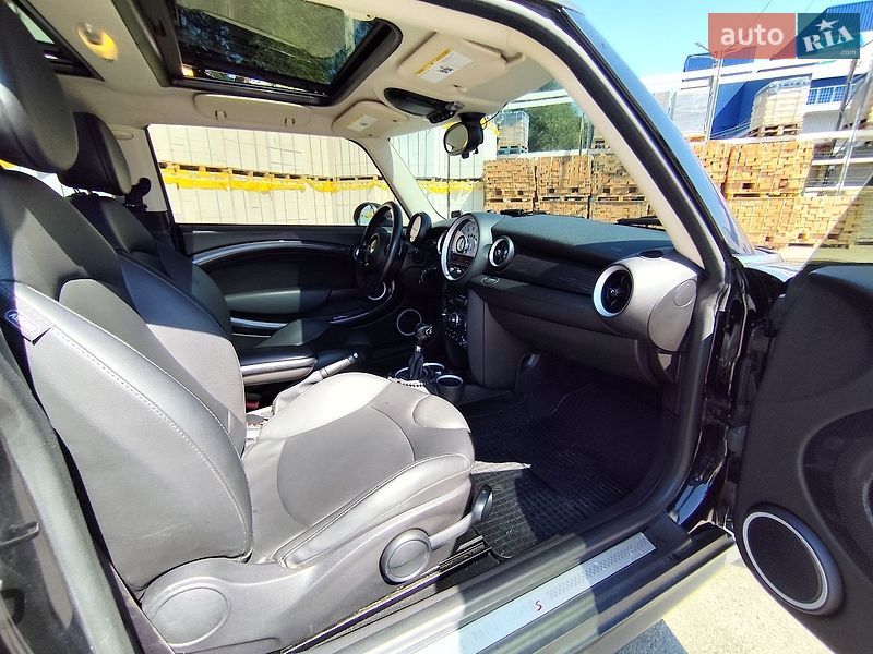 Хэтчбек MINI Cooper 2013 в Днепре