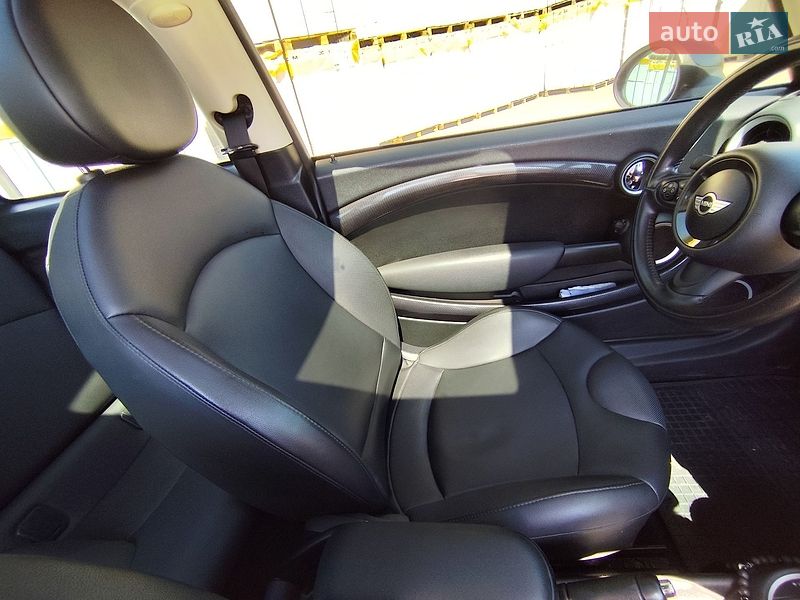 Хэтчбек MINI Cooper 2013 в Днепре