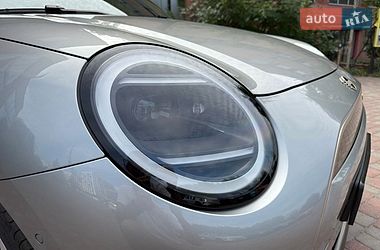 Хэтчбек MINI Cooper 2024 в Львове