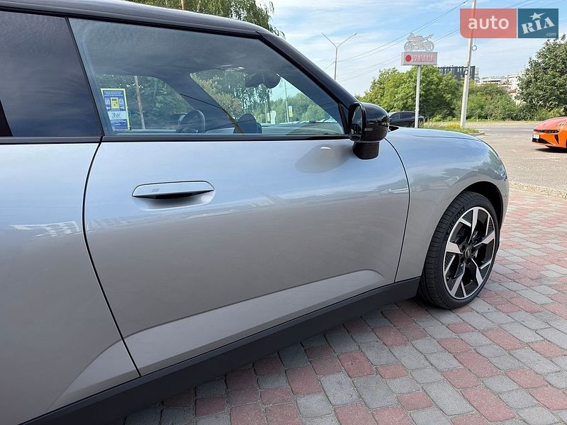 Хэтчбек MINI Cooper 2024 в Львове