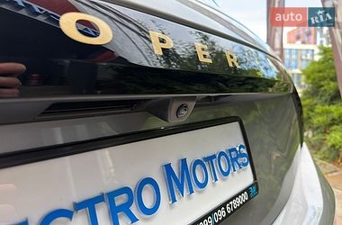 Хэтчбек MINI Cooper 2024 в Львове