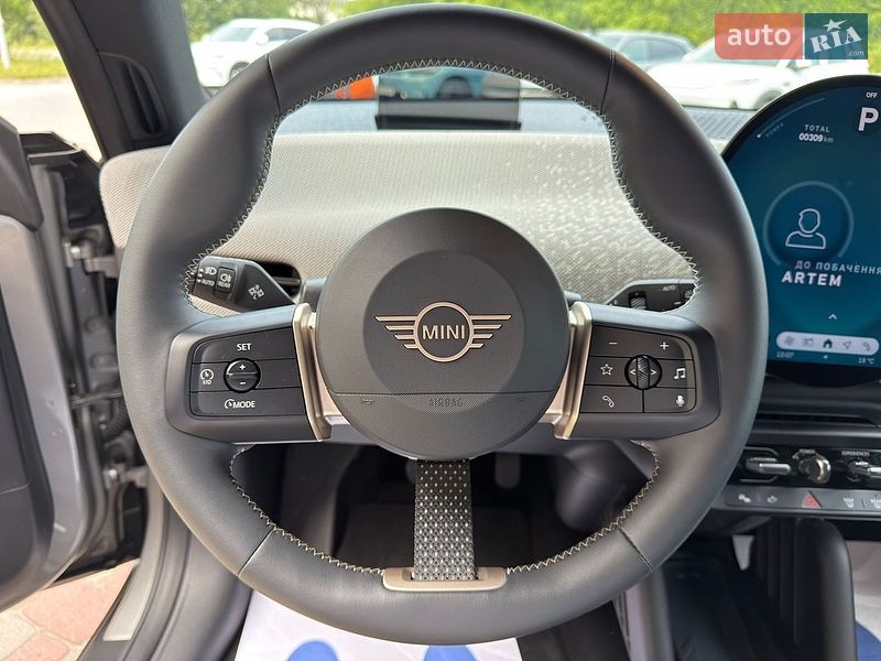 Хэтчбек MINI Cooper 2024 в Львове