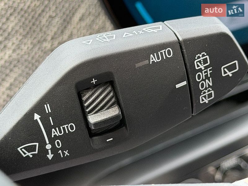 Хэтчбек MINI Cooper 2024 в Львове
