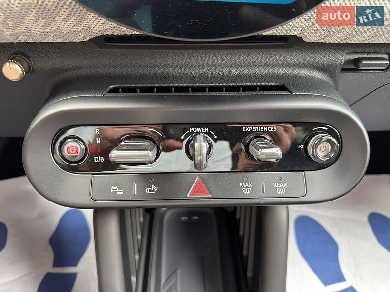 Хэтчбек MINI Cooper 2024 в Львове