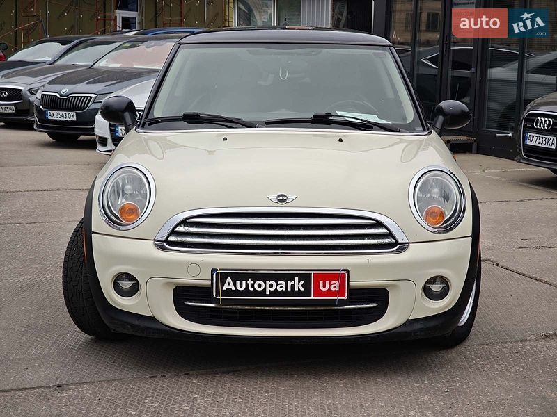 Хэтчбек MINI Cooper 2013 в Харькове