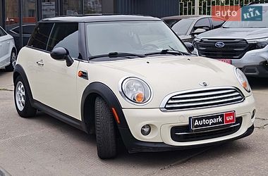 Хэтчбек MINI Cooper 2013 в Харькове