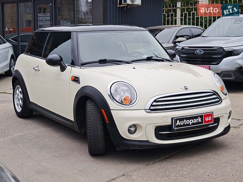 Хэтчбек MINI Cooper 2013 в Харькове