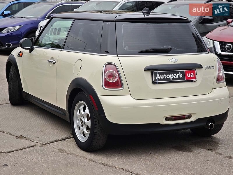 Хэтчбек MINI Cooper 2013 в Харькове