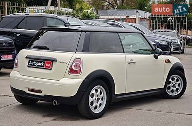 Хэтчбек MINI Cooper 2013 в Харькове