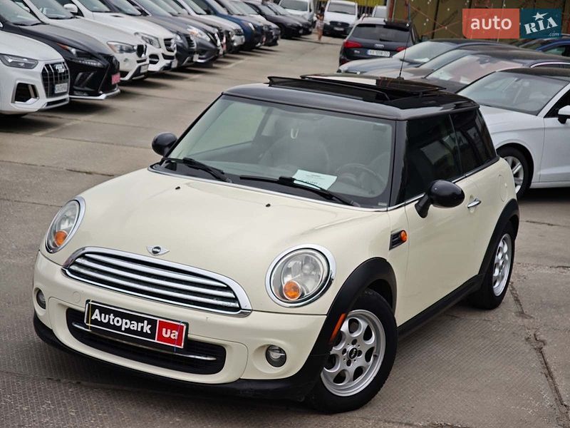 Хэтчбек MINI Cooper 2013 в Харькове