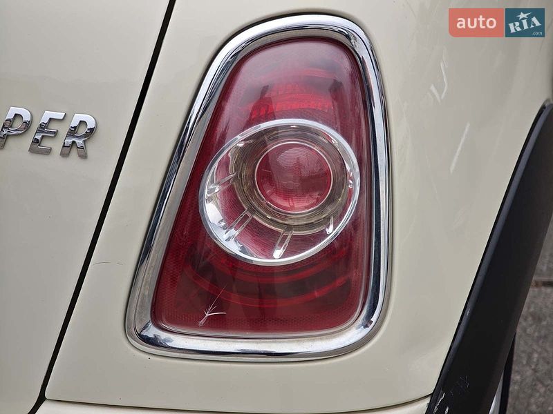 Хэтчбек MINI Cooper 2013 в Харькове