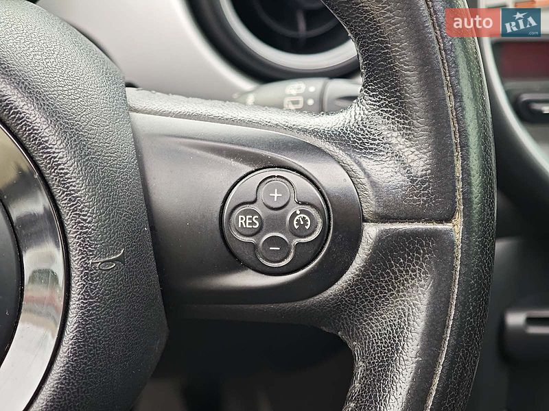 Хэтчбек MINI Cooper 2013 в Харькове
