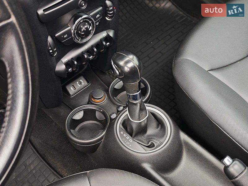 Хэтчбек MINI Cooper 2013 в Харькове