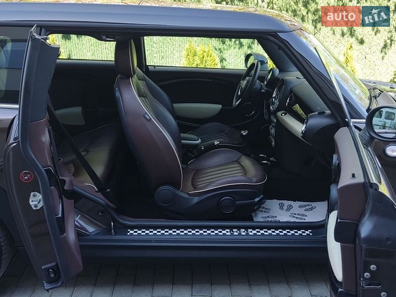 Хэтчбек MINI Cooper 2008 в Черновцах