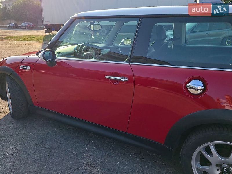 Хетчбек MINI Cooper 2006 в Києві