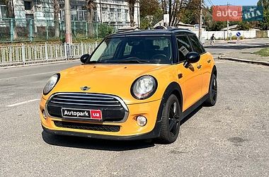 MINI Cooper  2015