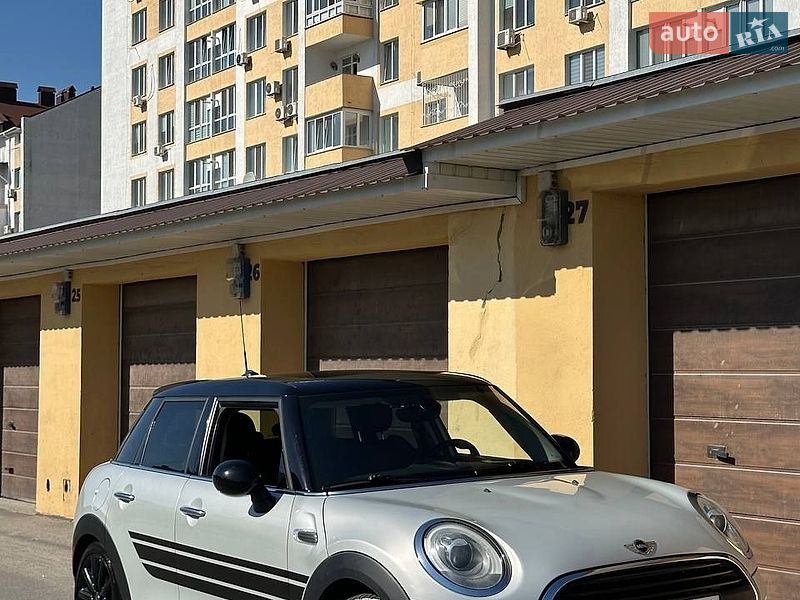 Хетчбек MINI Cooper 2016 в Вінниці